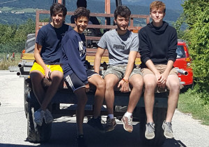 ragazzi_su_rimorchio
